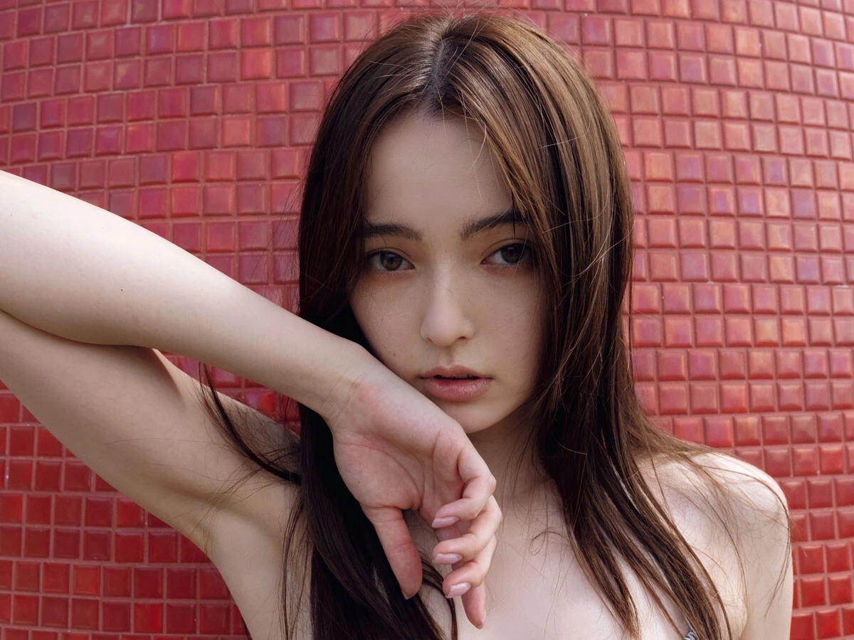 『仮面ライダーガッチャード』で妖艶でクールなラケシス役を好演、坂巻有紗が週プレ登場!「明るさ、強さ、迷い、弱さ。全部含めて今の私だなって思えるようになりました」